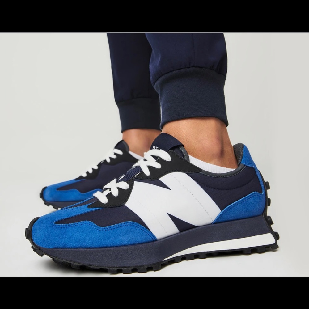 New Balance 327 Navy Blue/White M7/W8.5